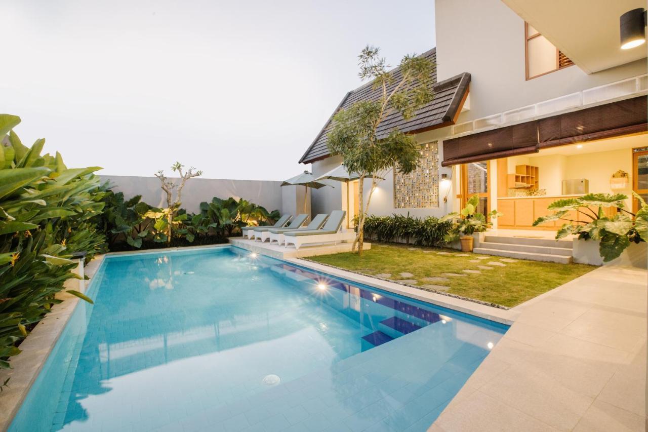 Vasudha Hostel Canggu Esterno foto